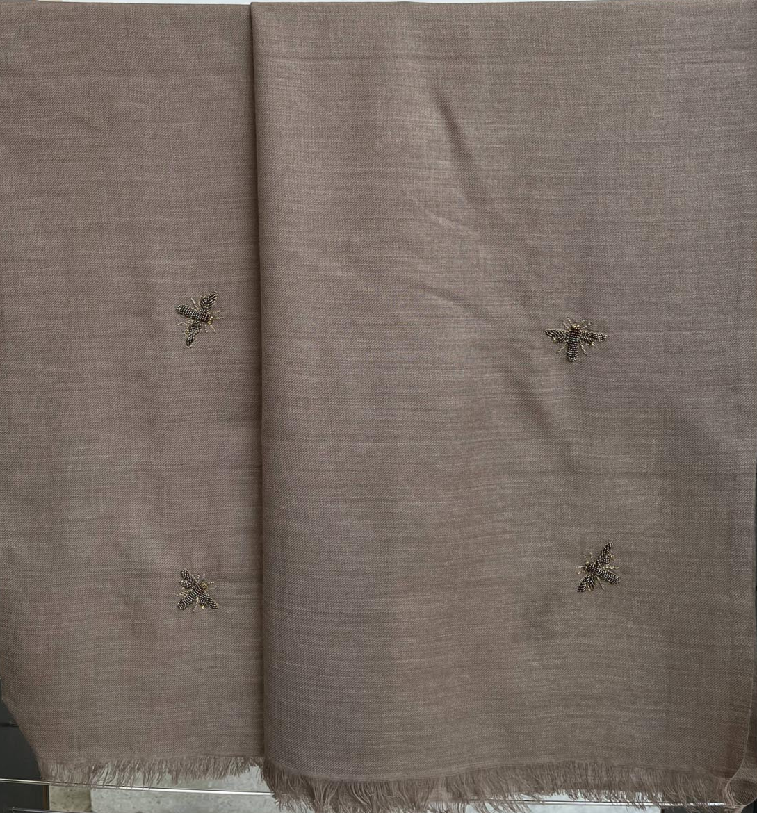 Bumble bee embroidered stole