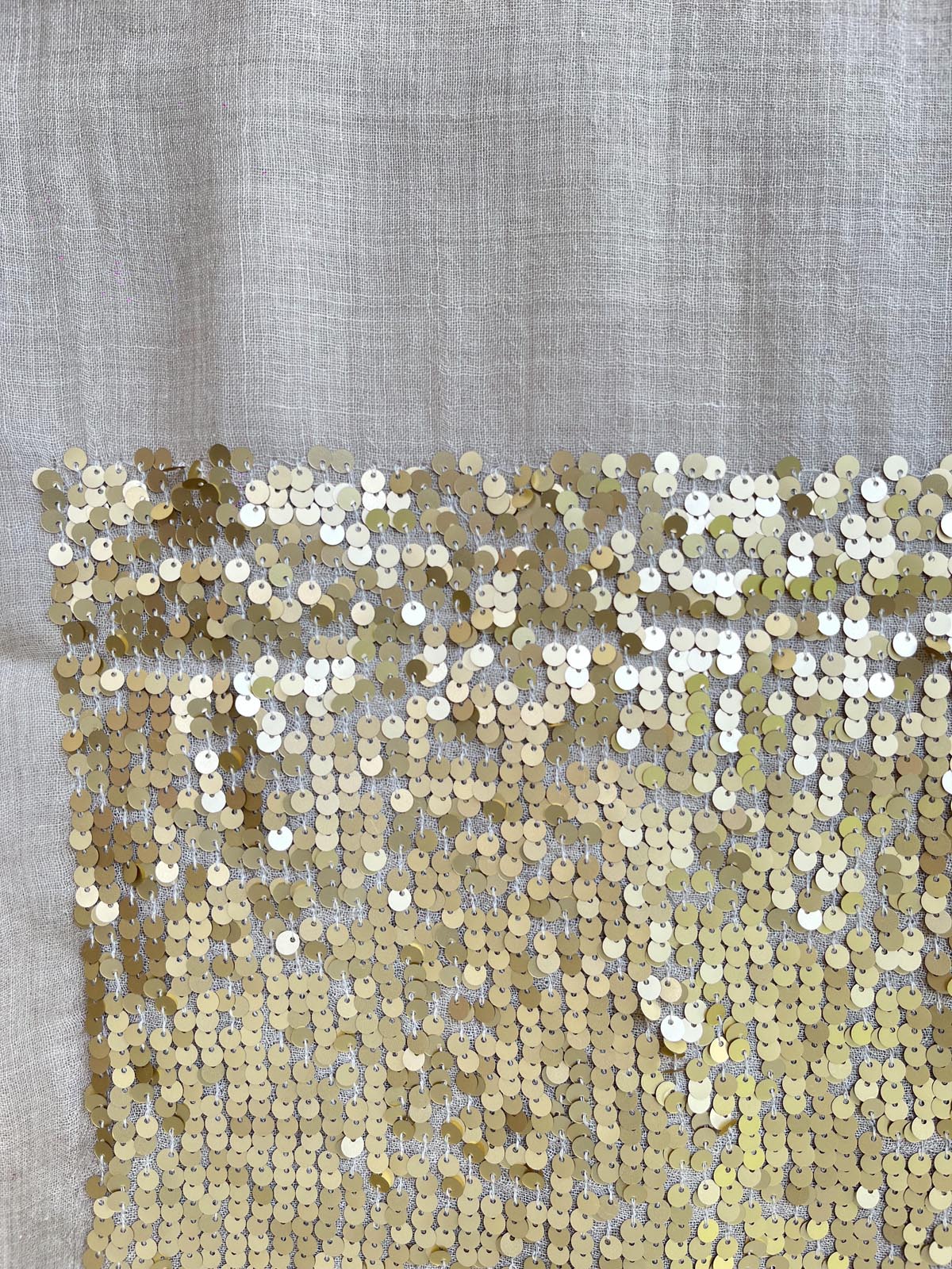 Sequence border stole